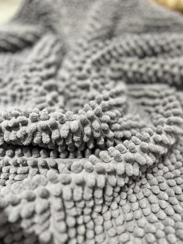 viber_image_2024-04-19_11-51-09-401 Prekrivač - Crvići