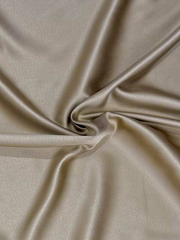 Paravan- Double blackout